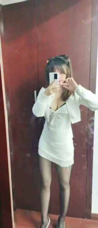 白云区平步青云沐足中心，挺大的